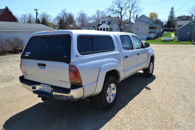 2005 Toyota Tacoma, $8877. Photo 3