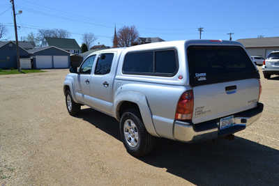 2005 Toyota Tacoma, $8877. Photo 5
