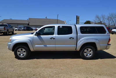 2005 Toyota Tacoma, $8877. Photo 6