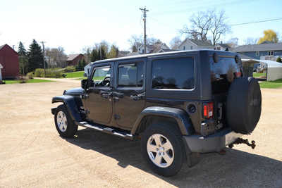2010 Jeep Wrangler Unlimited, $7997. Photo 5