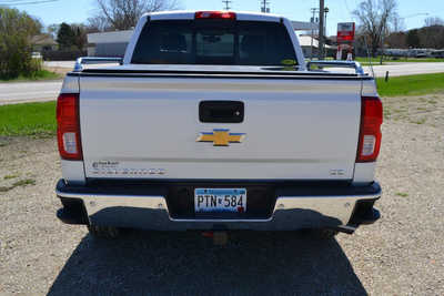 2018 Chevrolet 1500 Crew Cab, $26767. Photo 4