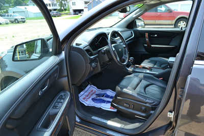 2014 Chevrolet Traverse, $10946. Photo 10