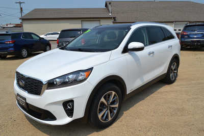 2019 Kia Sorento, $17988. Photo 7