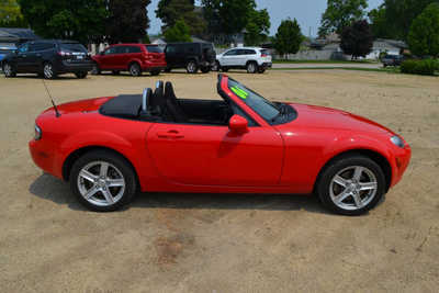 2006 Mazda Miata, $9000. Photo 2