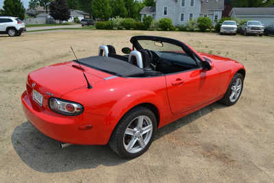 2006 Mazda Miata, $9000. Photo 3