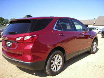 2019 Chevrolet Equinox, $15987. Photo 3