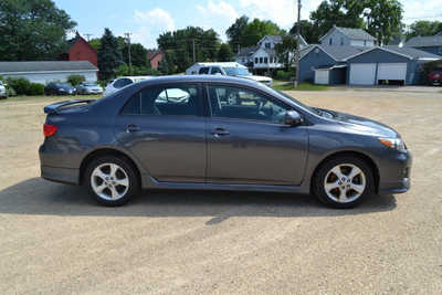 2012 Toyota Corolla, $10295. Photo 2