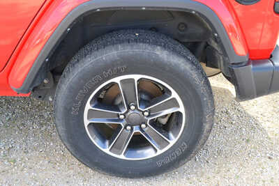 2023 Jeep Wrangler Unlimited, $32765. Photo 9