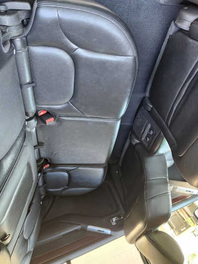 2011 Nissan Pathfinder, $4700. Photo 11