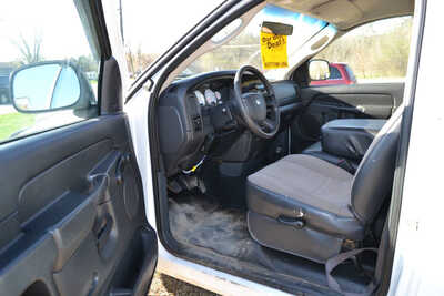 2004 Dodge 2500 Reg Cab, $9898. Photo 10