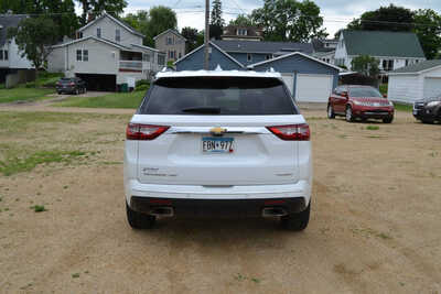 2020 Chevrolet Traverse, $21770. Photo 4