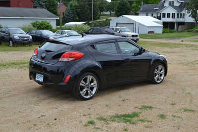 2012 Hyundai Veloster, $6988. Photo 3