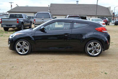 2012 Hyundai Veloster, $6988. Photo 6