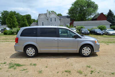 2016 Dodge Grand Caravan, $7997. Photo 2