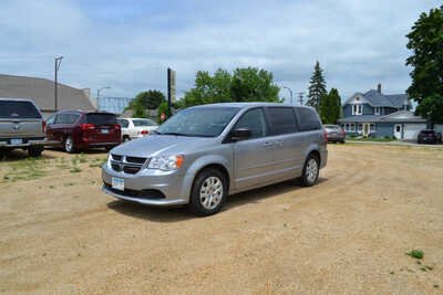 2016 Dodge Grand Caravan, $7997. Photo 7