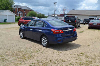 2019 Nissan Sentra, $10313. Photo 4