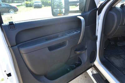 2013 Chevrolet 2500 Crew Cab, $12919. Photo 10