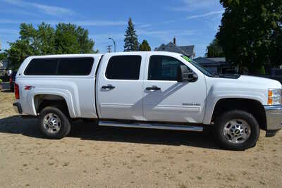 2013 Chevrolet 2500 Crew Cab, $12919. Photo 2