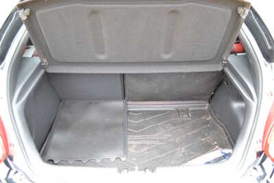 2012 Hyundai Veloster, $6988. Photo 11