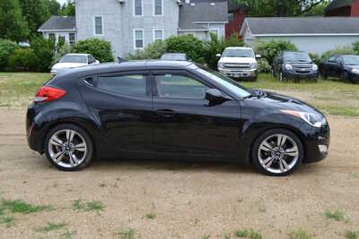 2012 Hyundai Veloster, $6988. Photo 2