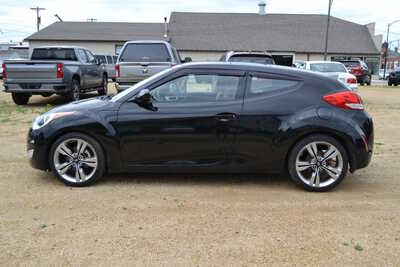 2012 Hyundai Veloster, $6988. Photo 6