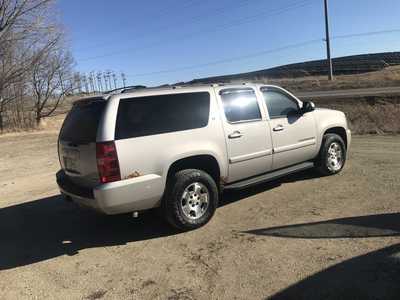 2009 Chevrolet Suburban, $4999. Photo 5
