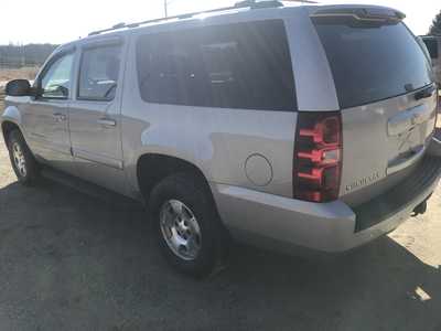2009 Chevrolet Suburban, $4999. Photo 7