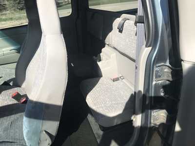 2006 Chevrolet Colorado Ext Cab, $5500. Photo 11
