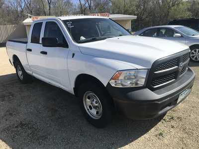 2018 RAM 1500 Ext Cab, $9999. Photo 3