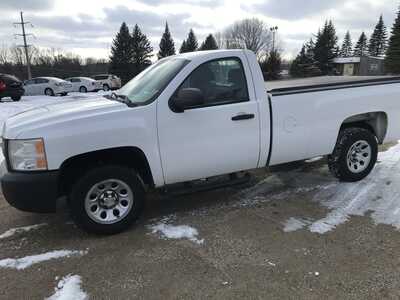 2011 Chevrolet 1500 Reg Cab, $4500. Photo 1