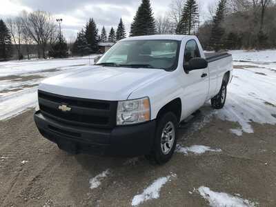 2011 Chevrolet 1500 Reg Cab, $4500. Photo 2