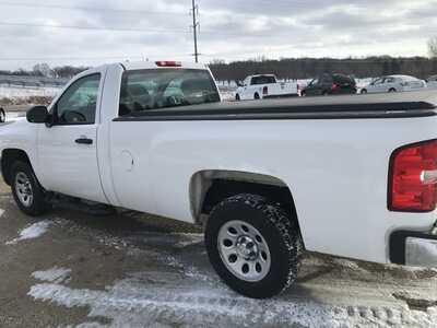 2011 Chevrolet 1500 Reg Cab, $4500. Photo 4