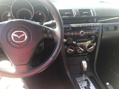 2008 Mazda 323, $2600. Photo 8