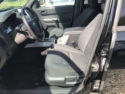2012 Ford Escape, $3999. Photo 7