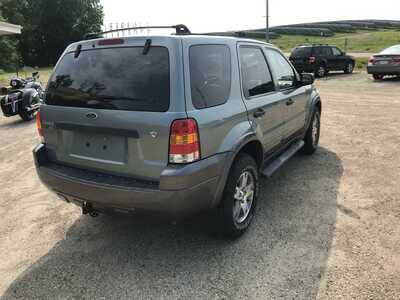 2005 Ford Escape, $4500. Photo 5