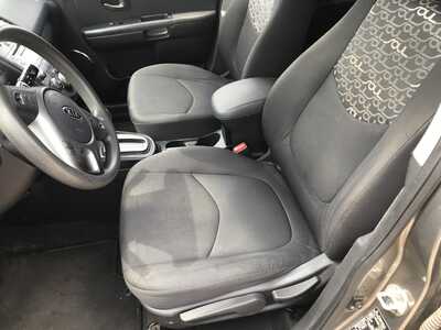 2010 Kia Soul, $3800. Photo 9