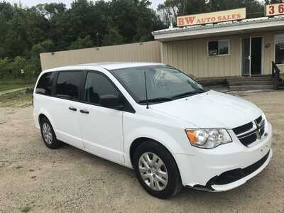 2019 Dodge Caravan, Grand, $7500. Photo 4