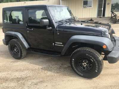 2012 Jeep Wrangler, $9900. Photo 4