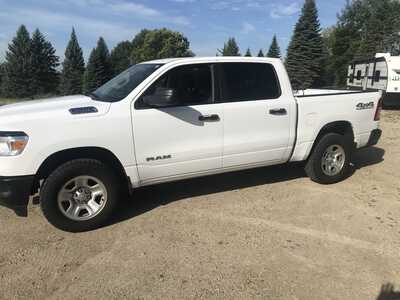 2019 RAM 1500 Crew Cab, $17700. Photo 1