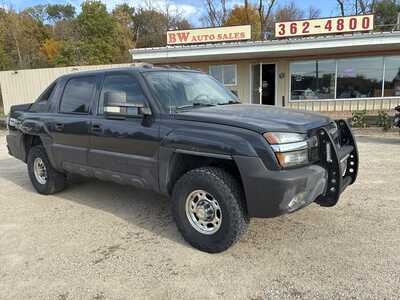 2004 Chevrolet Avalanche, $4999. Photo 4