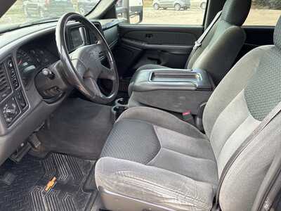 2004 Chevrolet Avalanche, $4999. Photo 8