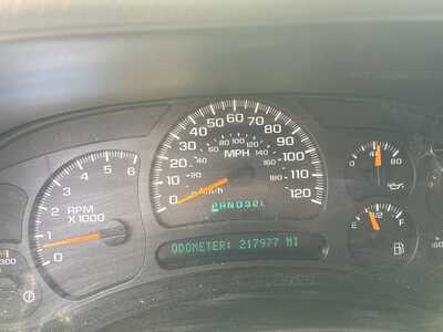 2004 Chevrolet Avalanche, $4999. Photo 12