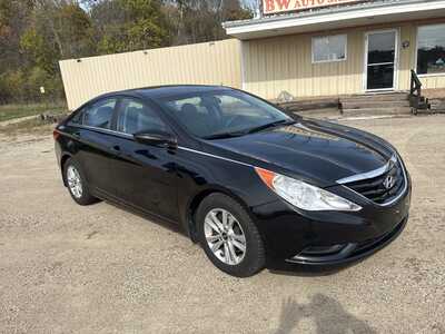 2011 Hyundai Sonata, $4200. Photo 4