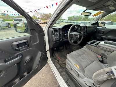 2014 GMC 1500 Reg Cab, $5500. Photo 9