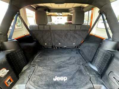 2012 Jeep Wrangler Unlimited, $12580. Photo 12