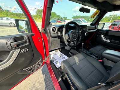 2012 Jeep Wrangler Unlimited, $9995. Photo 9