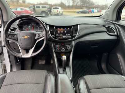 2021 Chevrolet Trax, $9997. Photo 11