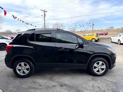 2017 Chevrolet Trax, $7589. Photo 4