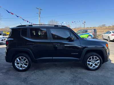 2017 Jeep Renegade, $6995. Photo 4