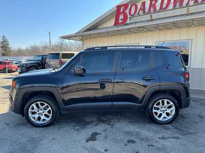 2017 Jeep Renegade, $6995. Photo 8